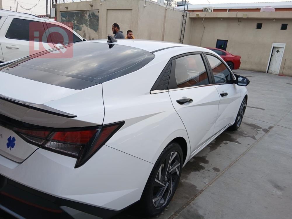 هيونداي النترا